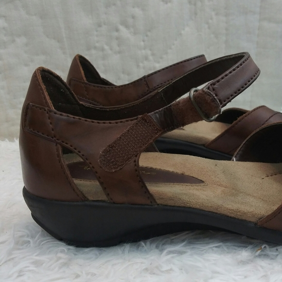 thom mcan mary jane shoes
